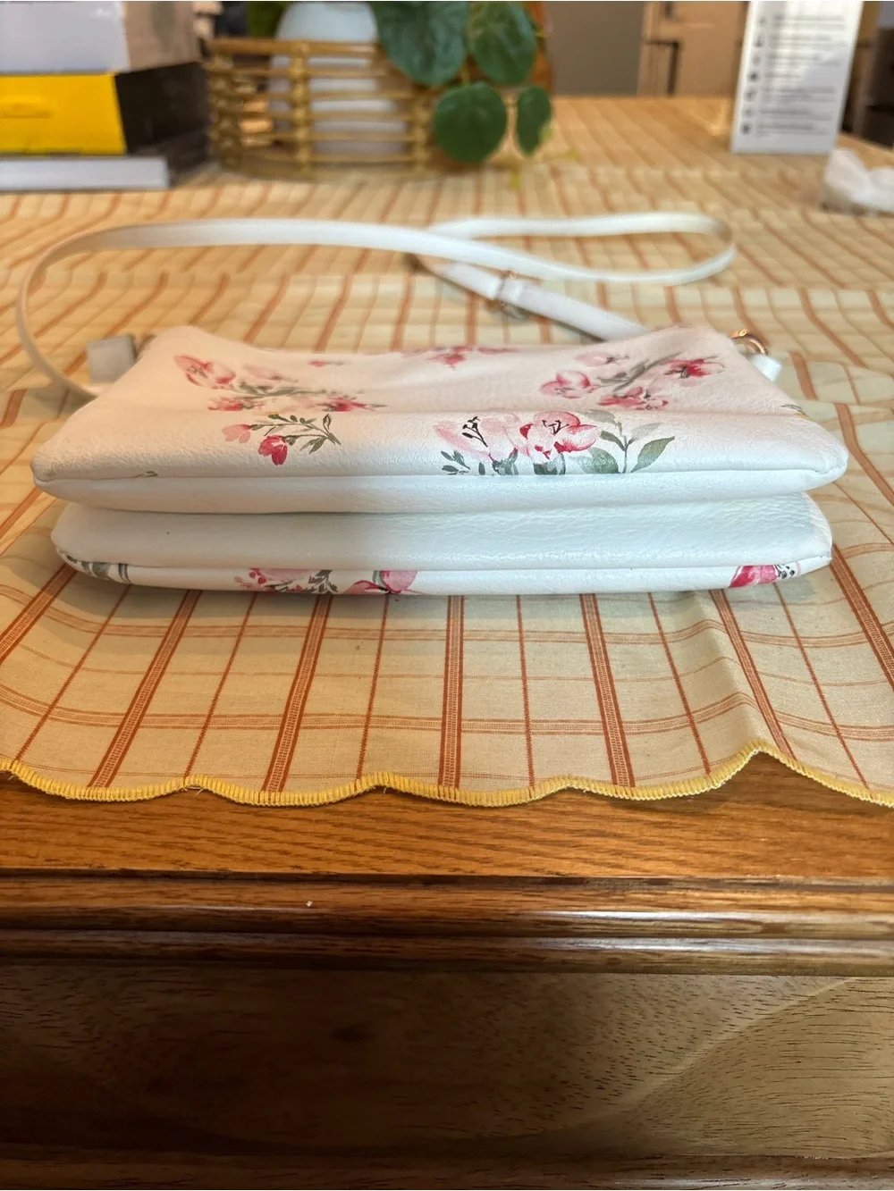 LC Lauren Conrad White Floral Crossbody Bag with Pink Accents